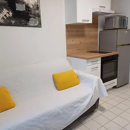 T2 Avec Parking Proche Centre - Fr-1-571-69 Apartmán