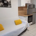 T2 Avec Parking Proche Centre - Fr-1-571-69 Apartment