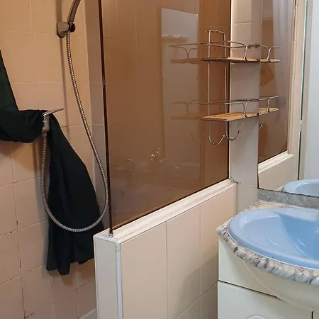 Apartment T2 Avec Parking Proche Centre - Fr-1-571-69